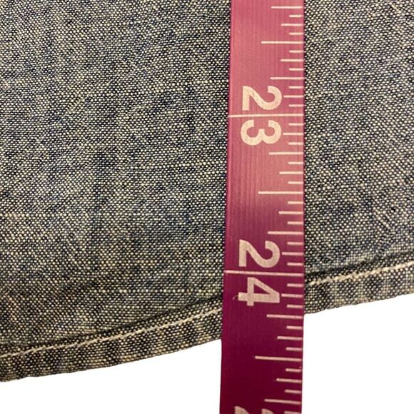 Gap Size M Denim Long Sleeve Button Down Top - Picture 11 of 11